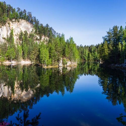 Skalne Miasto ADRSPACH i Zamek Nowe Miasto nad Metują