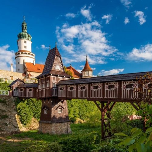 Skalne Miasto ADRSPACH i Zamek Nowe Miasto nad Metują