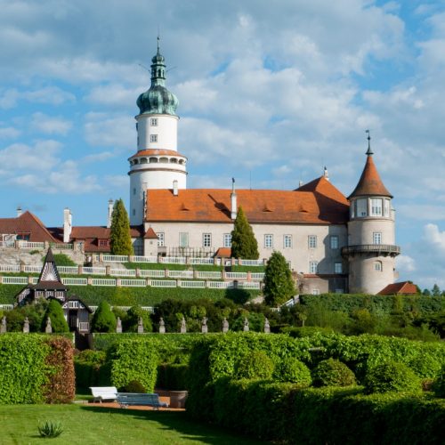 Skalne Miasto ADRSPACH i Zamek Nowe Miasto nad Metują