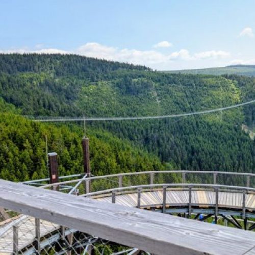 DOLNI MORAVA- wiszący most i ścieżka w obłokach